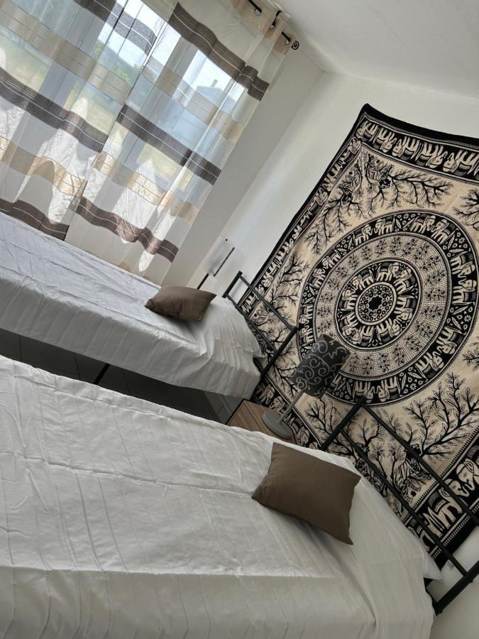 Chez Chris Apartment Libourne Bagian luar foto